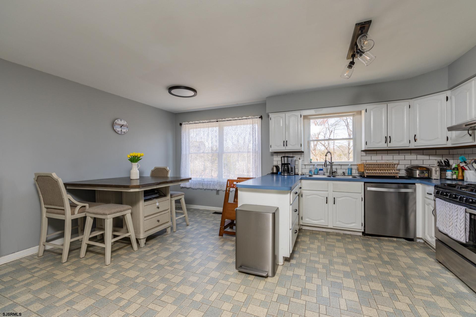 3121 North Rte 9 Ocean View, NJ 08230 - Photo 17 of 68