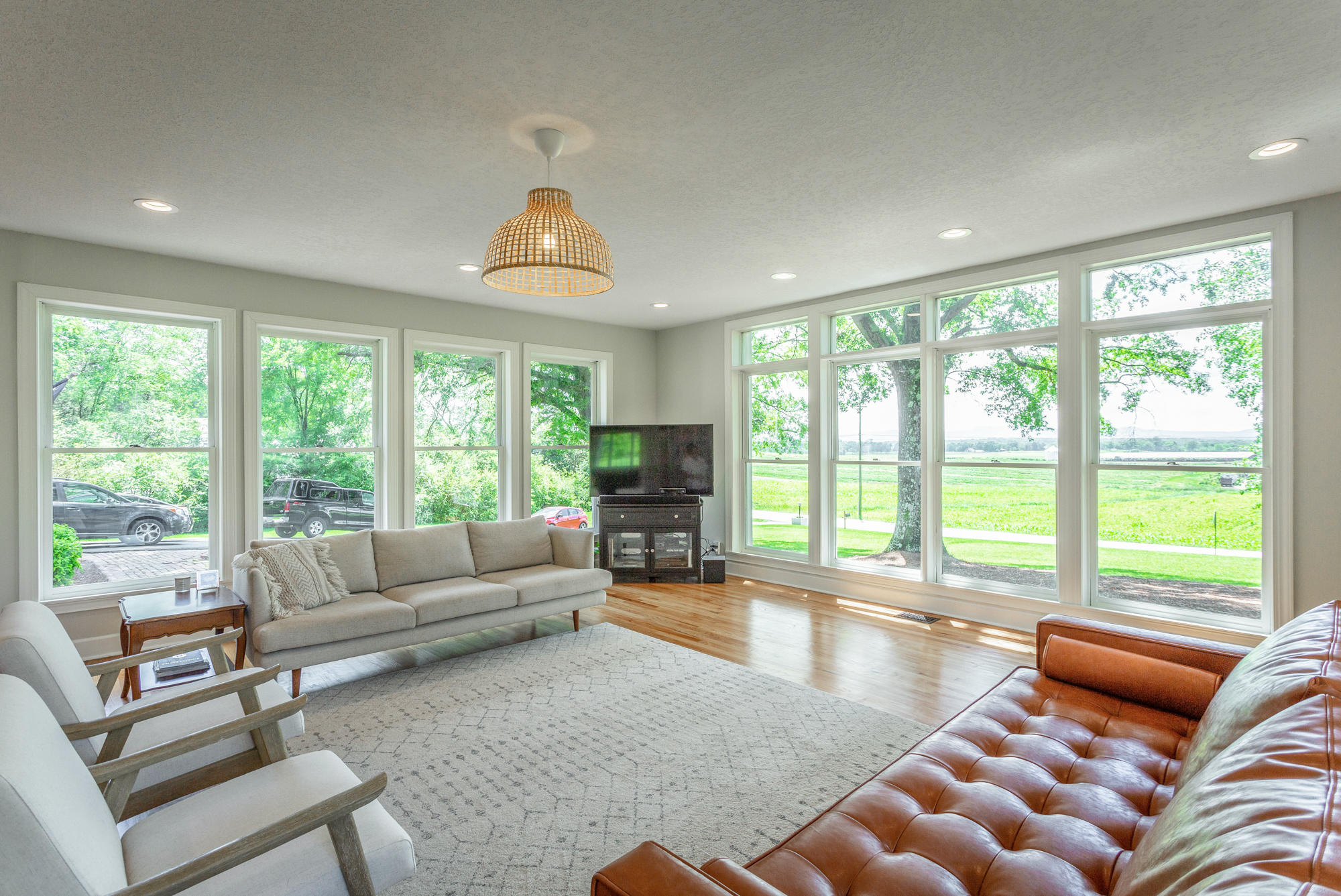 1723 Burning Bush Road Ringgold, GA 30736 - Photo 6 of 47 Living Room