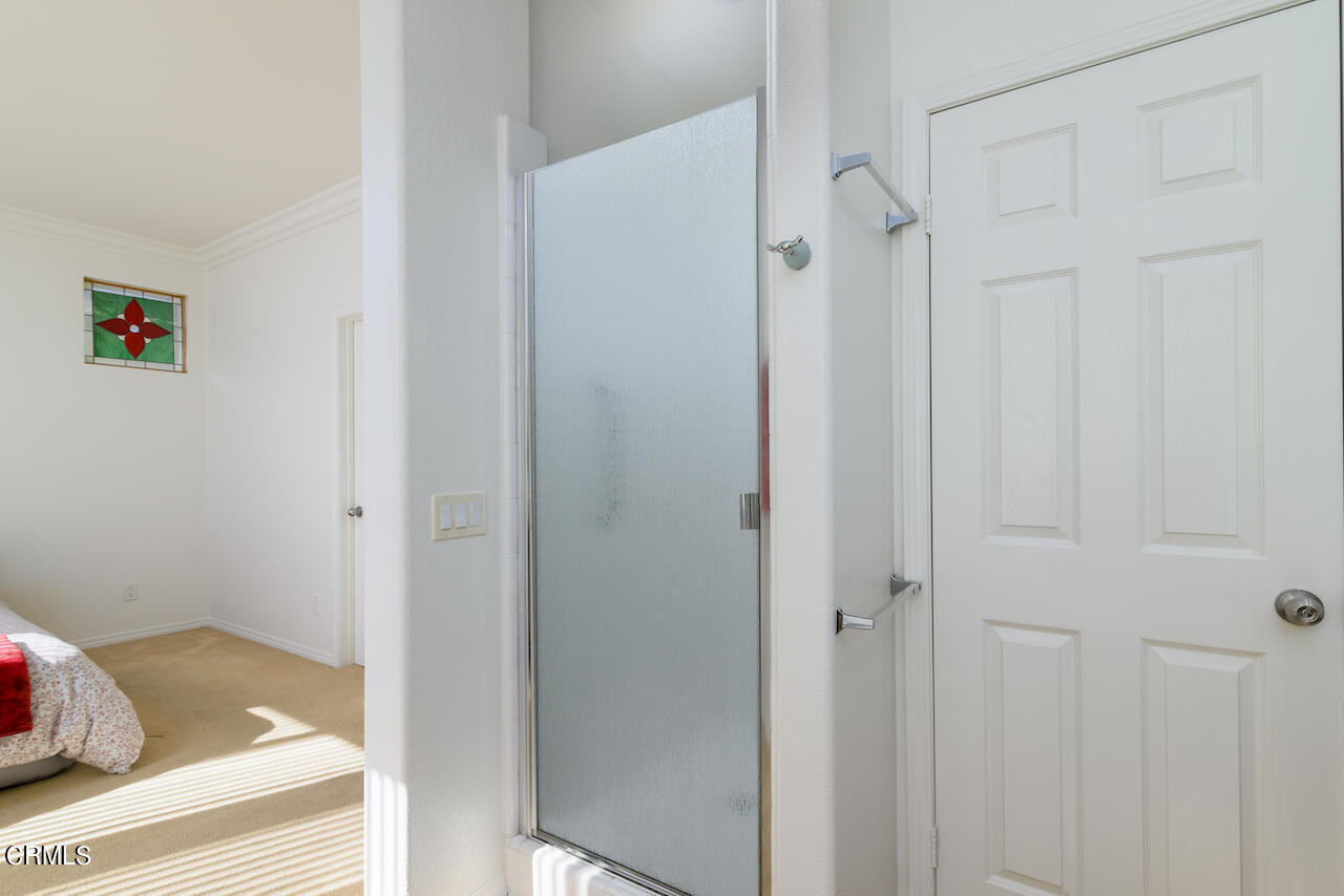 3716 E Park Camarillo, CA 93012 - Photo 18 of 29 a view of bathroom and bathroom