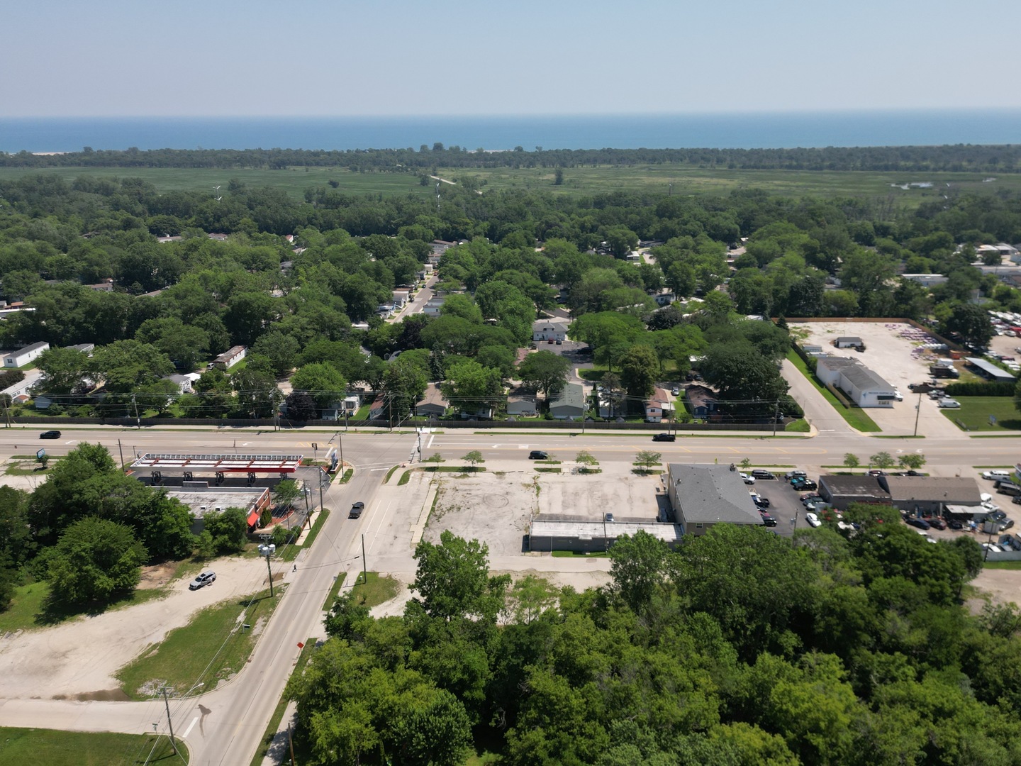 38488 North Sheridan Road Beach Park, IL 60087 - Photo 10 of 14 an aerial view of residential building with outdoor space