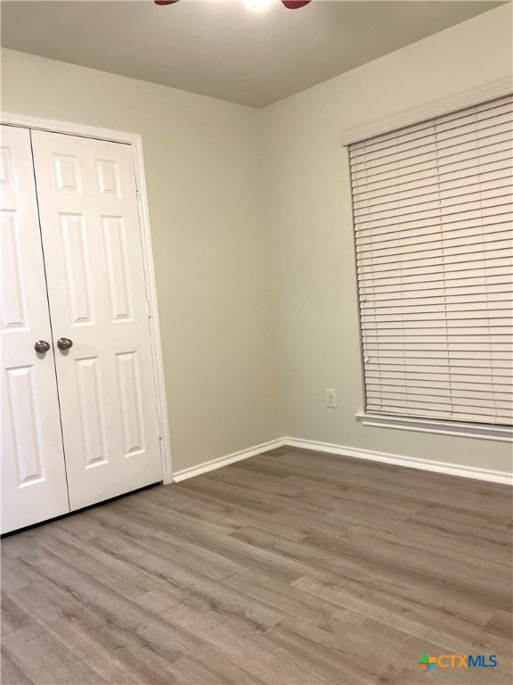 5202 Rimes Court Killeen, TX 76549 - Photo 6 of 14 Bedroom 2 side view