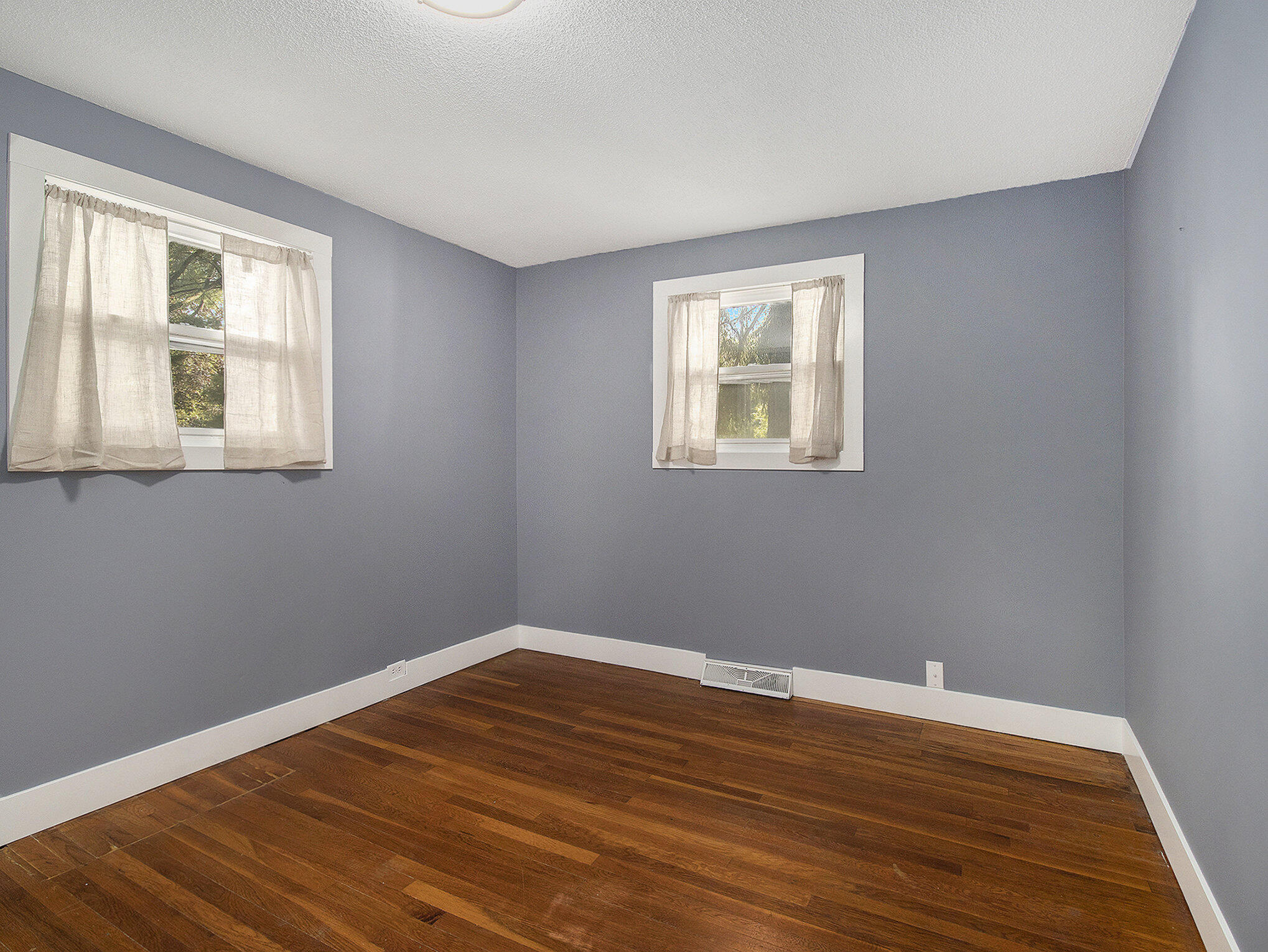 912 Marsh Road Plainwell, MI 49080 - Photo 14 of 29 015_img_5885
