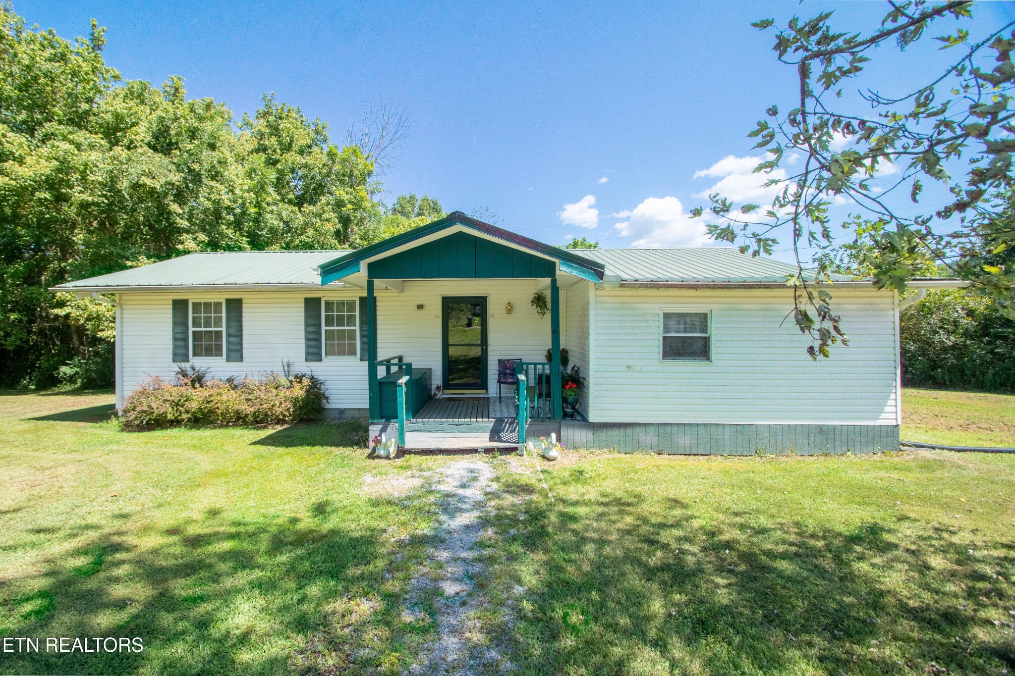 213 Brock Road Maynardville, TN 37807 - Photo 1 of 26 Gallery Image 1
