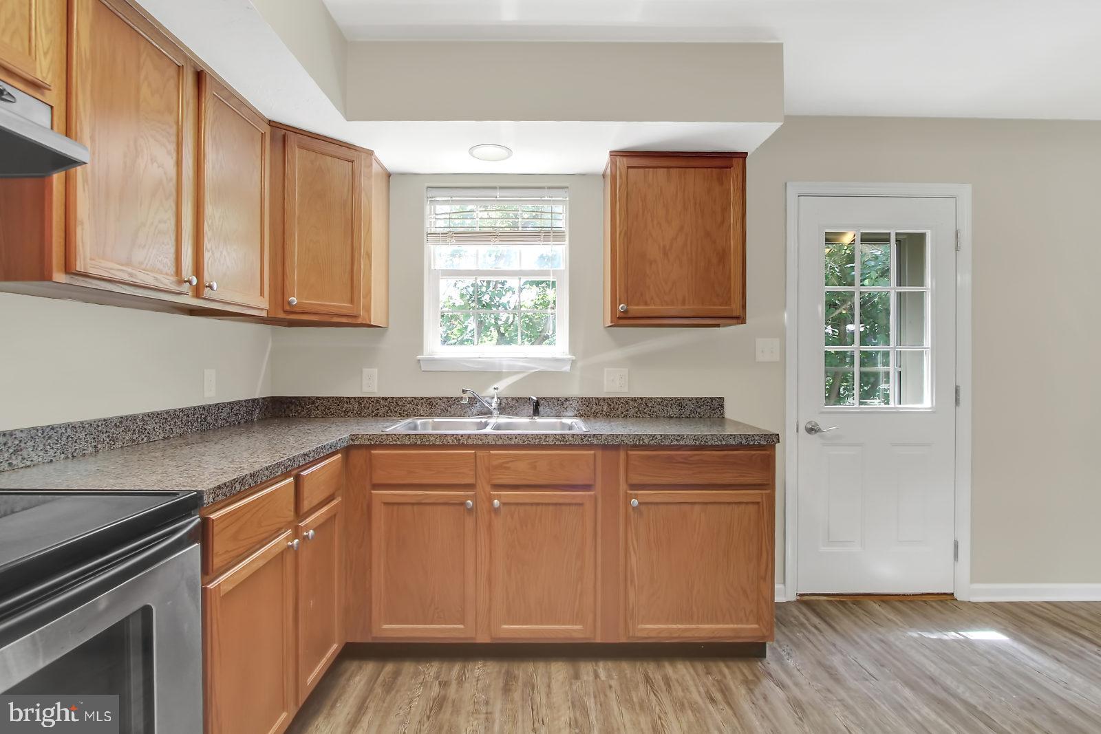 3120 Sundial Road Dover, PA 17315 - Photo 9 of 25 Kitchen