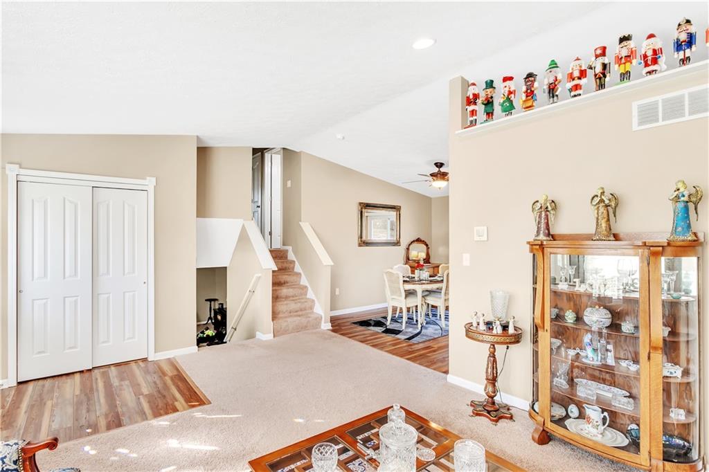 527 Pandora Road Derry, PA 15627 - Photo 5 of 25 Gallery Image 5