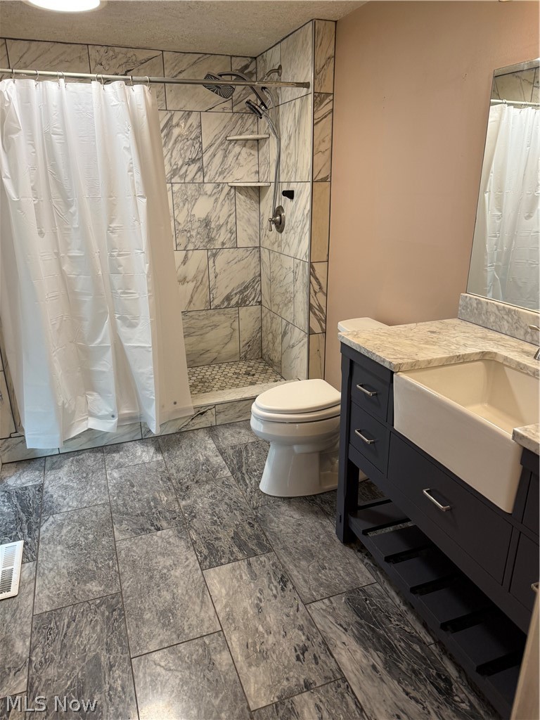 8352 Wyatt Road Broadview Heights, OH 44147 - Photo 8 of 14 12 x 6.5 Master Bathroom
