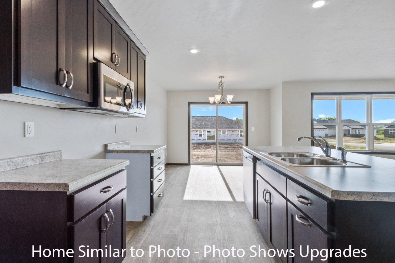 1636 Frontier Road Luxemburg, WI 54217 - Photo 11 of 29