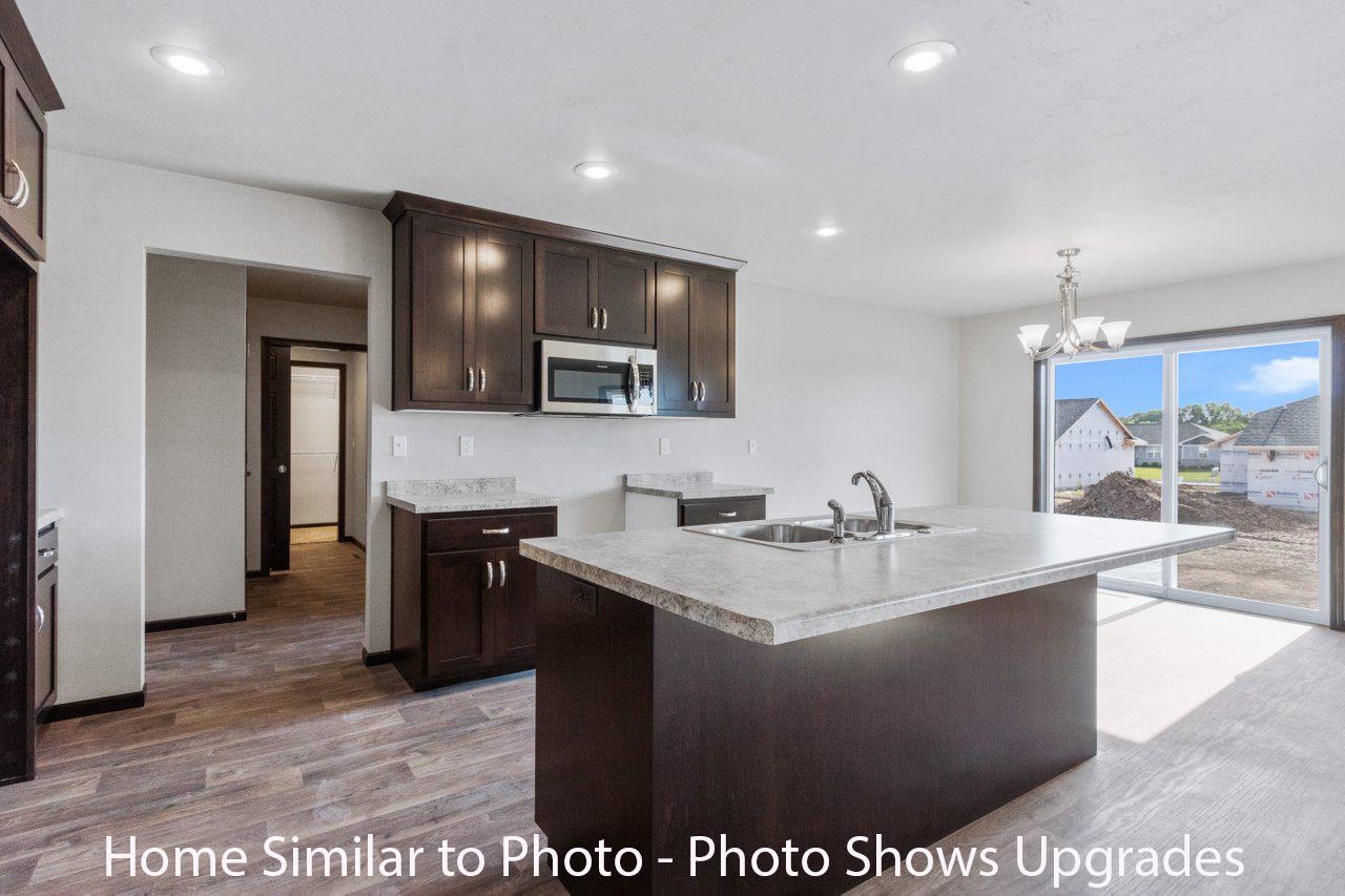 1636 Frontier Road Luxemburg, WI 54217 - Photo 12 of 29