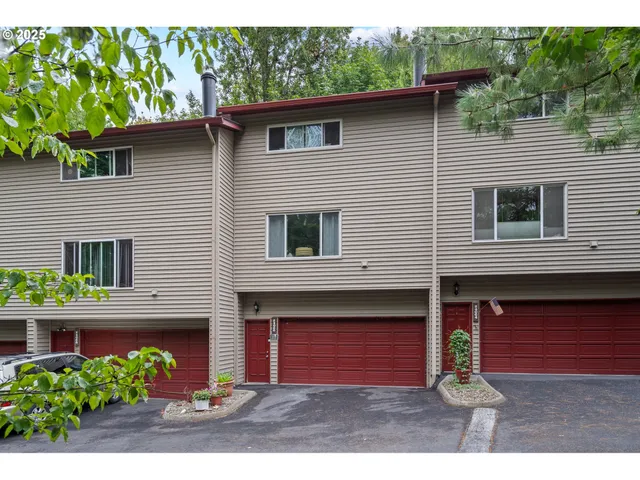 $299,900 | 24066 Northeast Treehill Drive, Wood Village, OR 97060