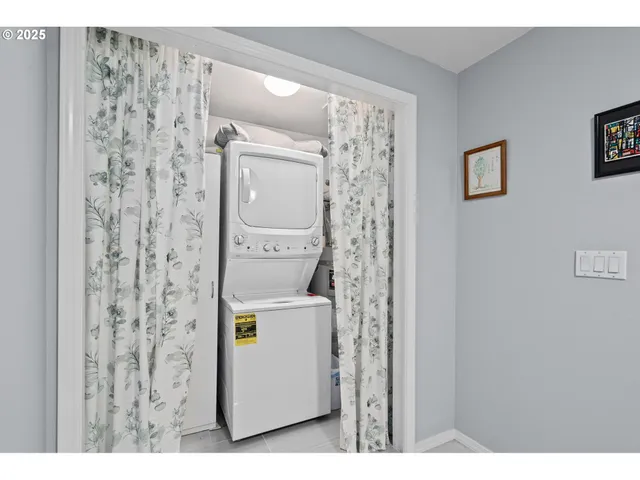 $299,900 | 24066 Northeast Treehill Drive, Wood Village, OR 97060