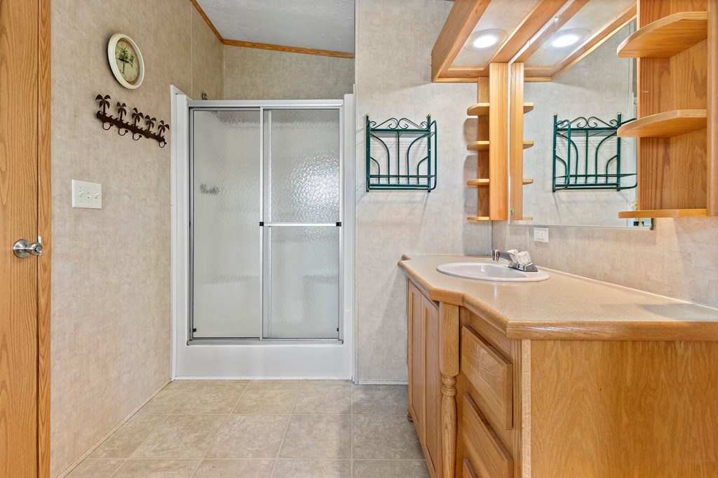 4337 East Dunn Road Sturgeon Bay, WI 54235 - Photo 7 of 25