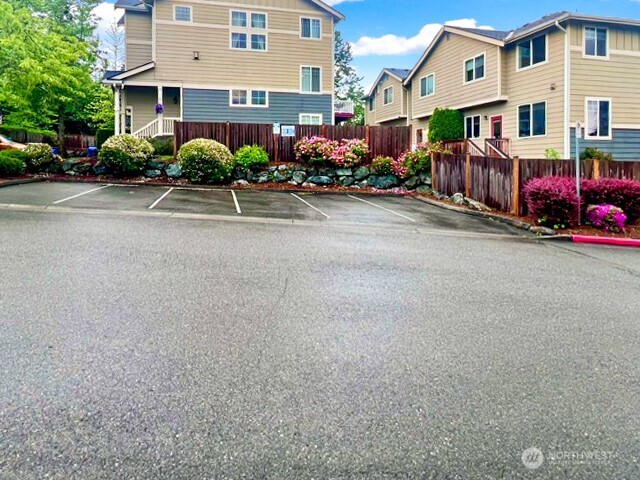527 Pilchuck Path Everett, WA 98201 - Photo 36 of 40