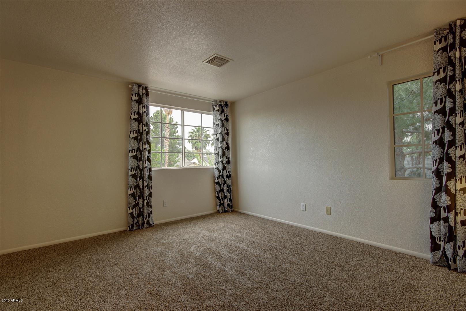 1709 East Carson Road Phoenix, AZ 85042 - Photo 9 of 19 master bedroom