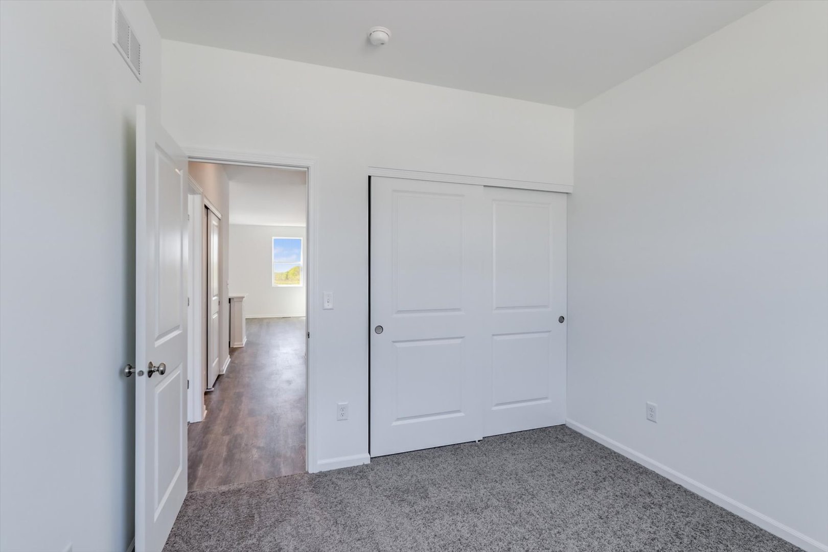 542 Comstock Road South Elgin, IL 60177 - Photo 31 of 32 wooden floor and closet in a room