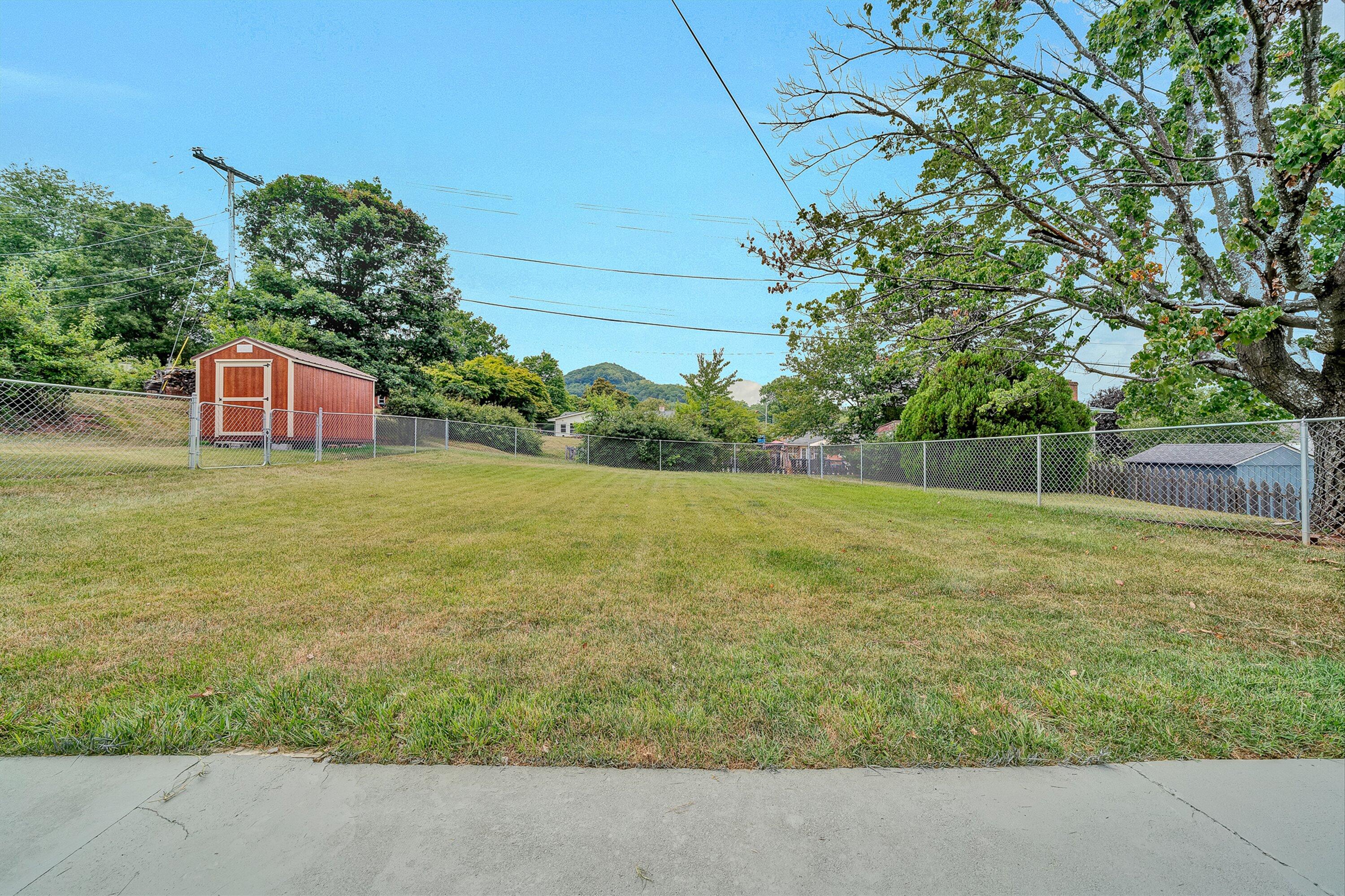 3109 Longhorn Road Roanoke, VA 24018 - Photo 46 of 62 45-VM-02802