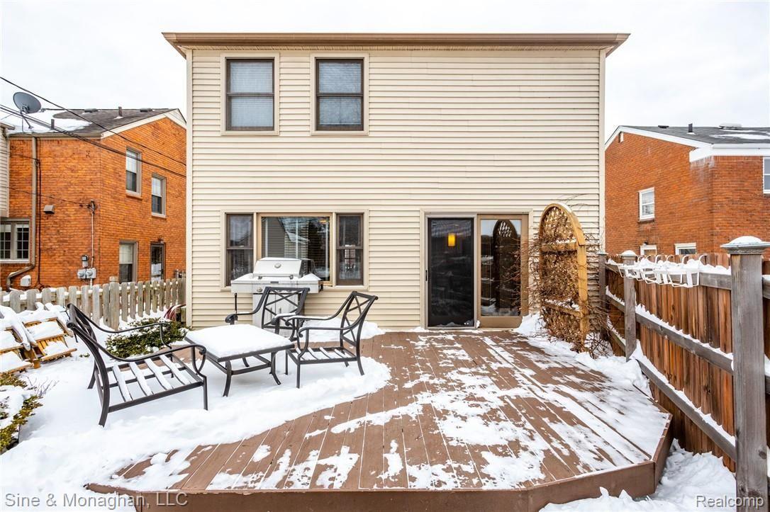 1242 Hampton Road Grosse Pointe, MI 48236 - Photo 38 of 50 1242 Hampton Small041.jpg