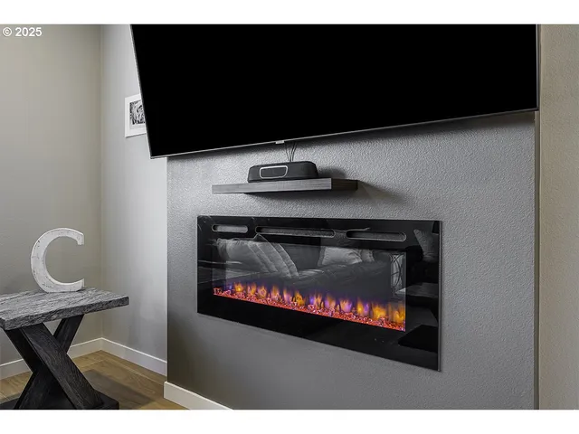 a picture of a bench in a kitchen