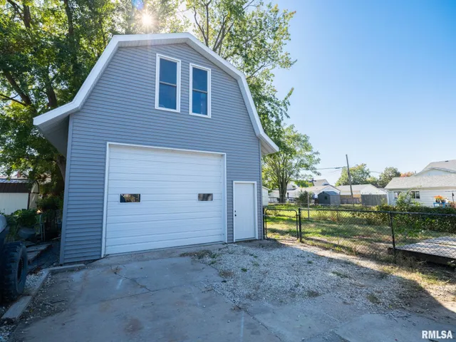 $112,500 | 836 East Ash Street, Canton, IL 61520