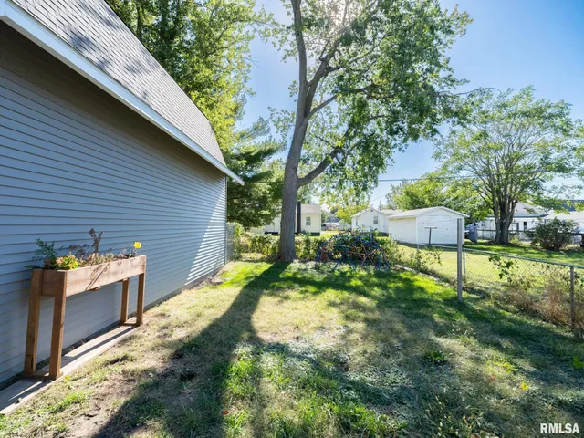 $112,500 | 836 East Ash Street, Canton, IL 61520