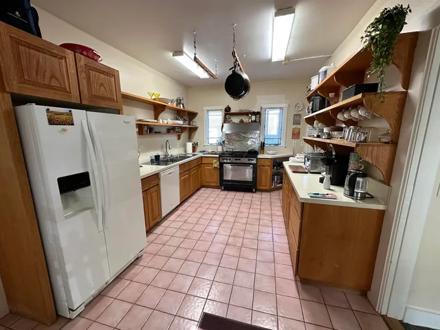 $2,200 | 0 Pleasant Street, Woodstock, VT 05091