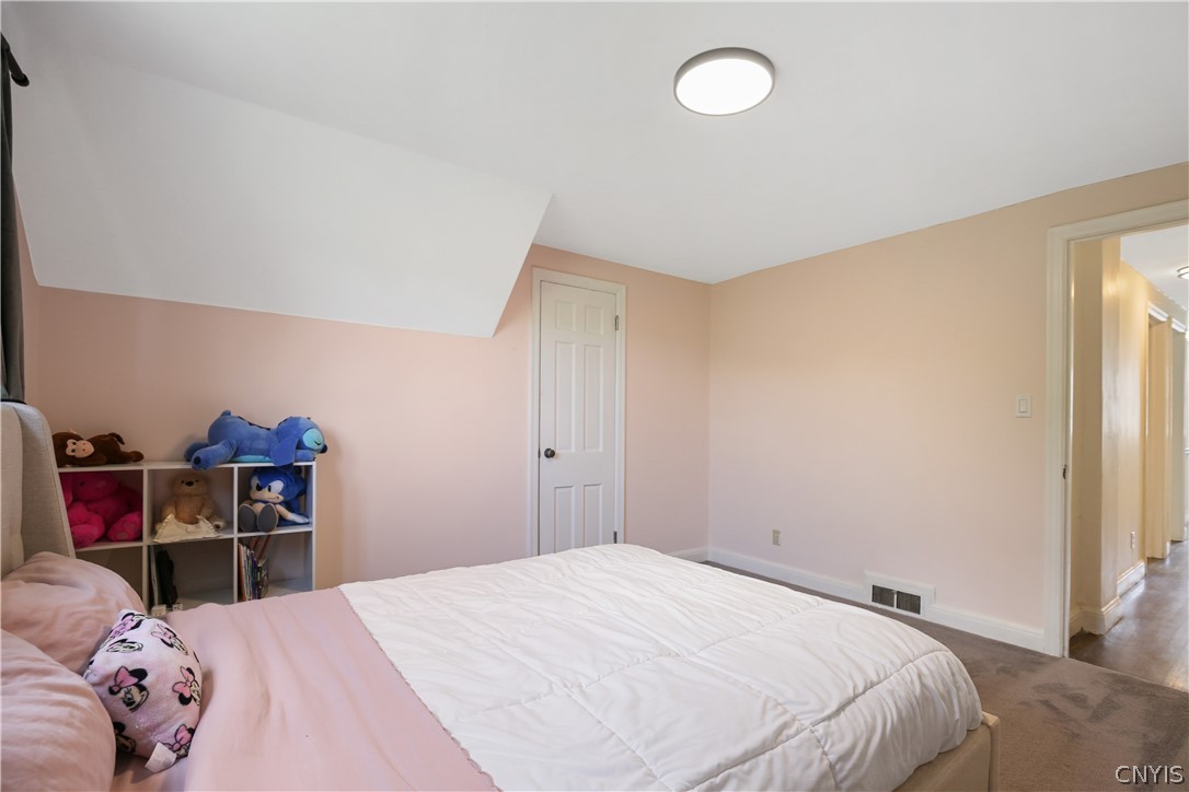 113 Hatherly Road Syracuse, NY 13224 - Photo 29 of 41