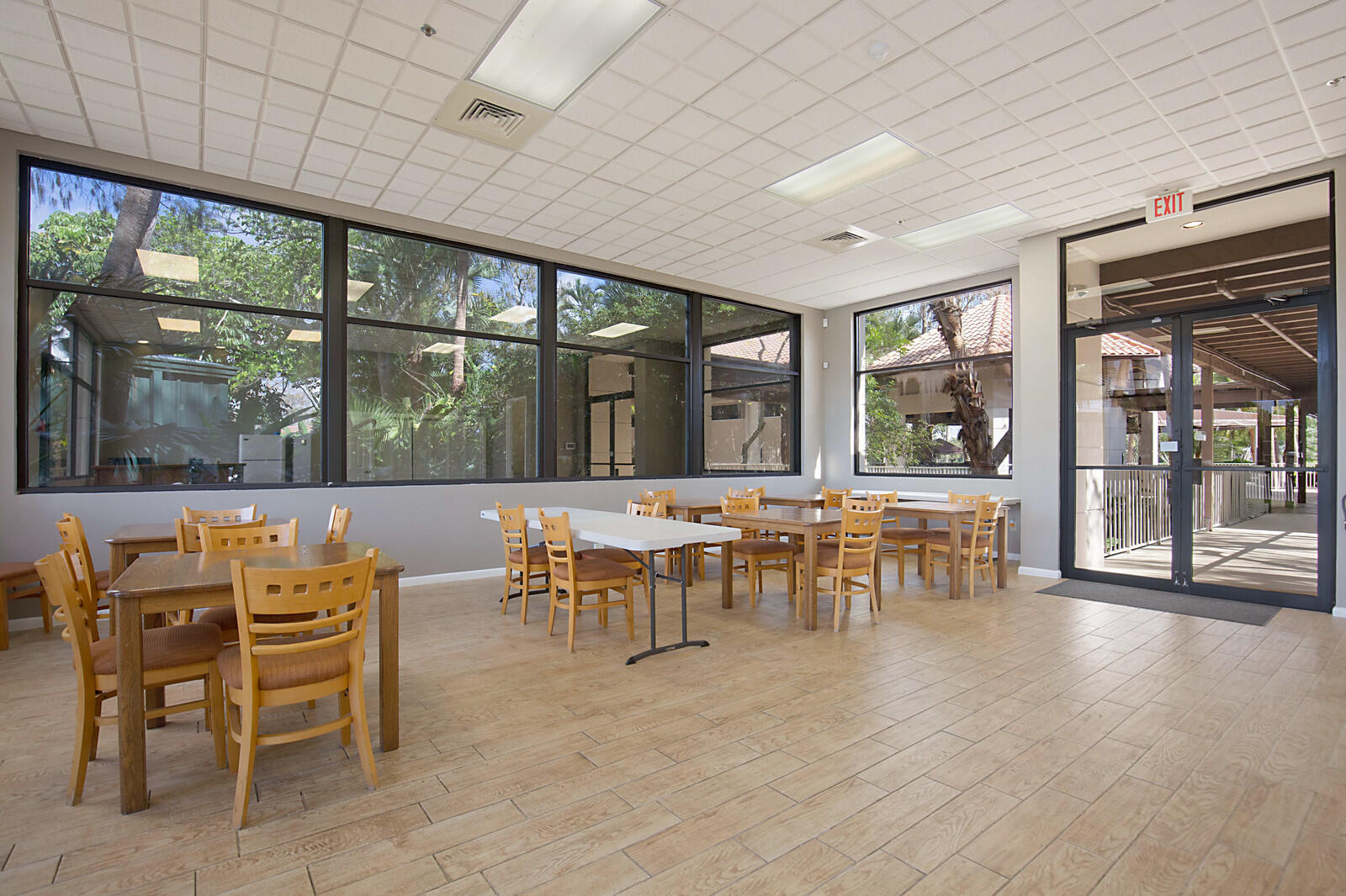 10950 Handel Place Boca Raton, FL 33498 - Photo 48 of 65 08_Mission_Bay_Amenities__8_of_24_mls