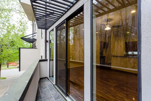 $450,000 | 1609 Welch Street, Unit B, Houston, TX 77006