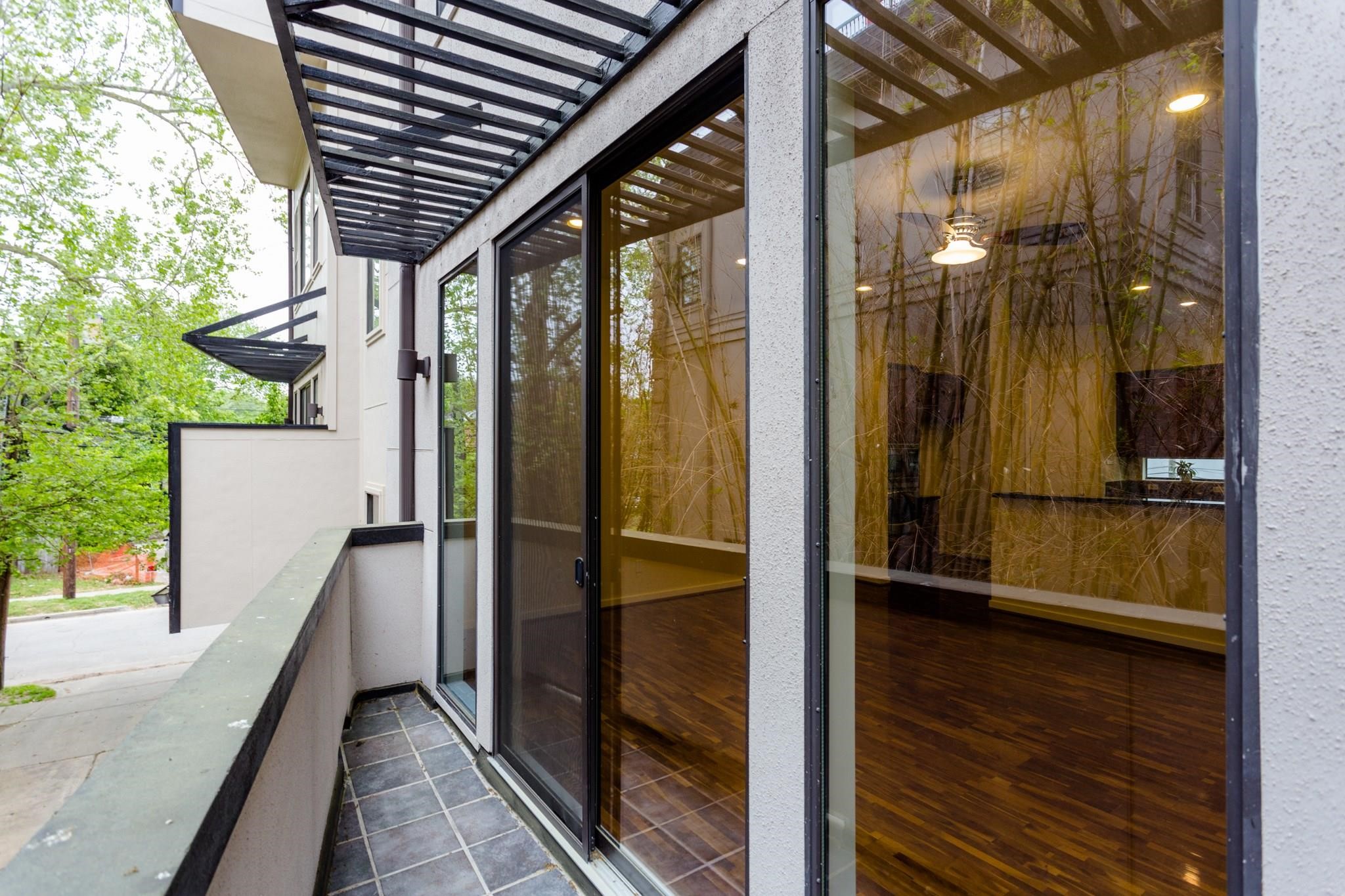 1609 Welch Street, Unit B Houston, TX 77006 - Photo 9 of 33