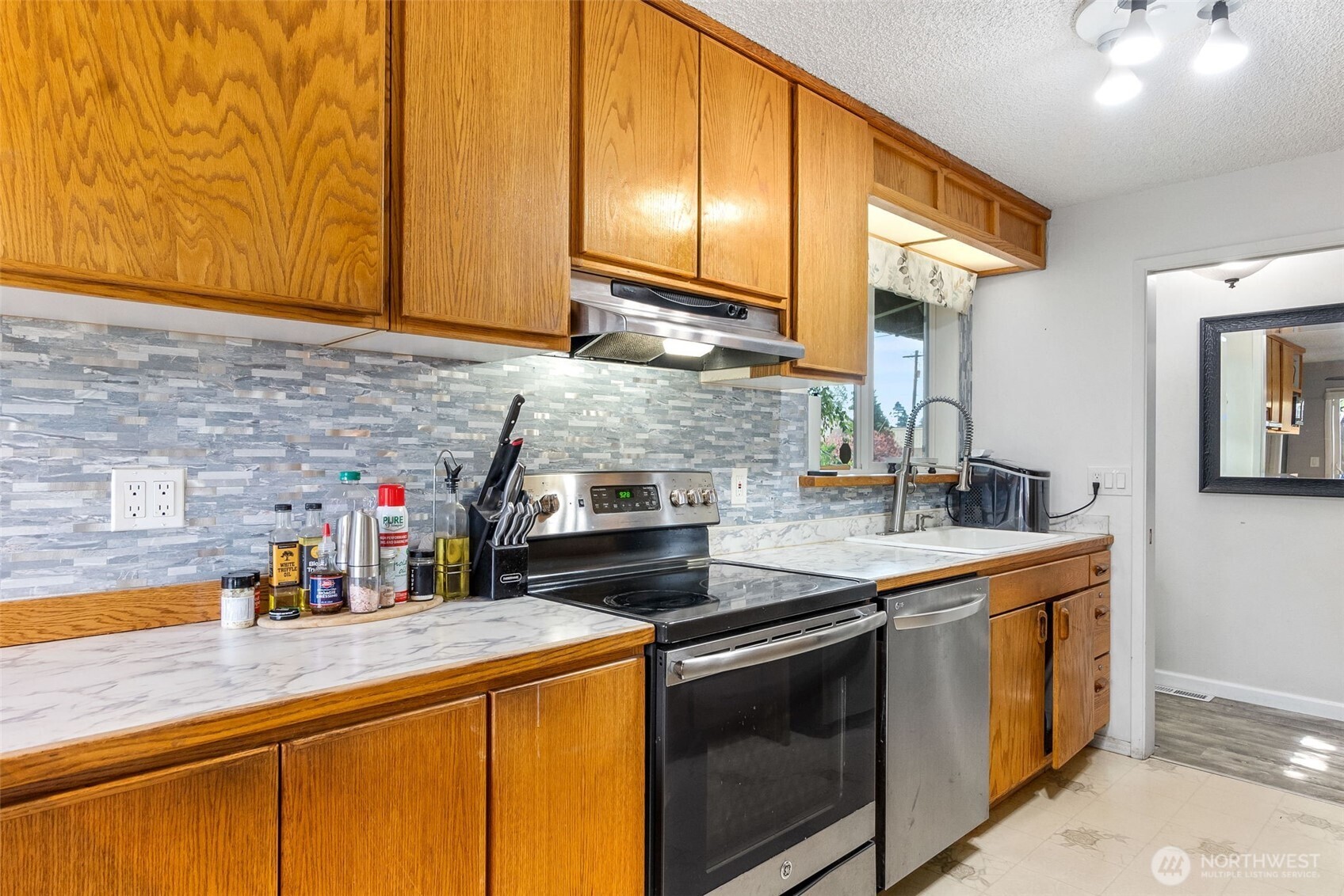 1401 Lum Road Centralia, WA 98531 - Photo 7 of 35