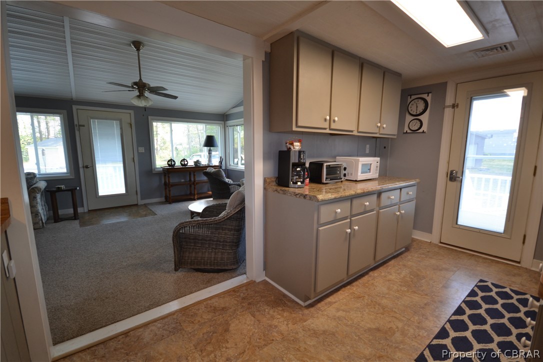 257 Chesapeake Street Reedville, VA 22539 - Photo 12 of 28