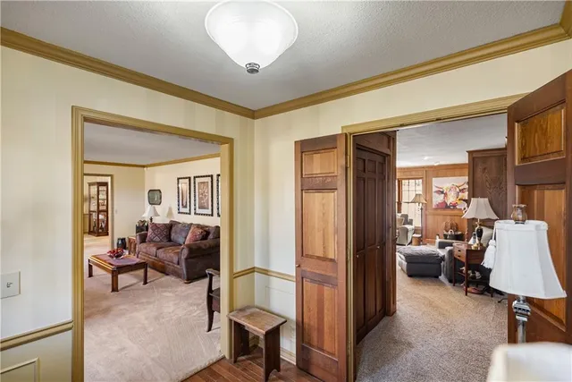 $365,000 | 401 Taylor Road, Independence, KS 67301