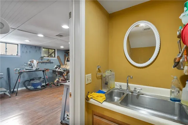 $365,000 | 401 Taylor Road, Independence, KS 67301