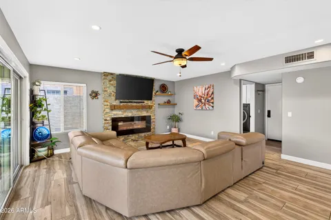 $850,000 | 19432 North 36th Way, Phoenix, AZ 85050