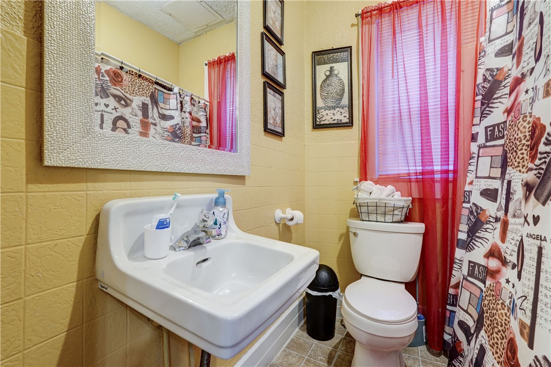 20 Locust Street Rochester, NY 14613 - Photo 20 of 34