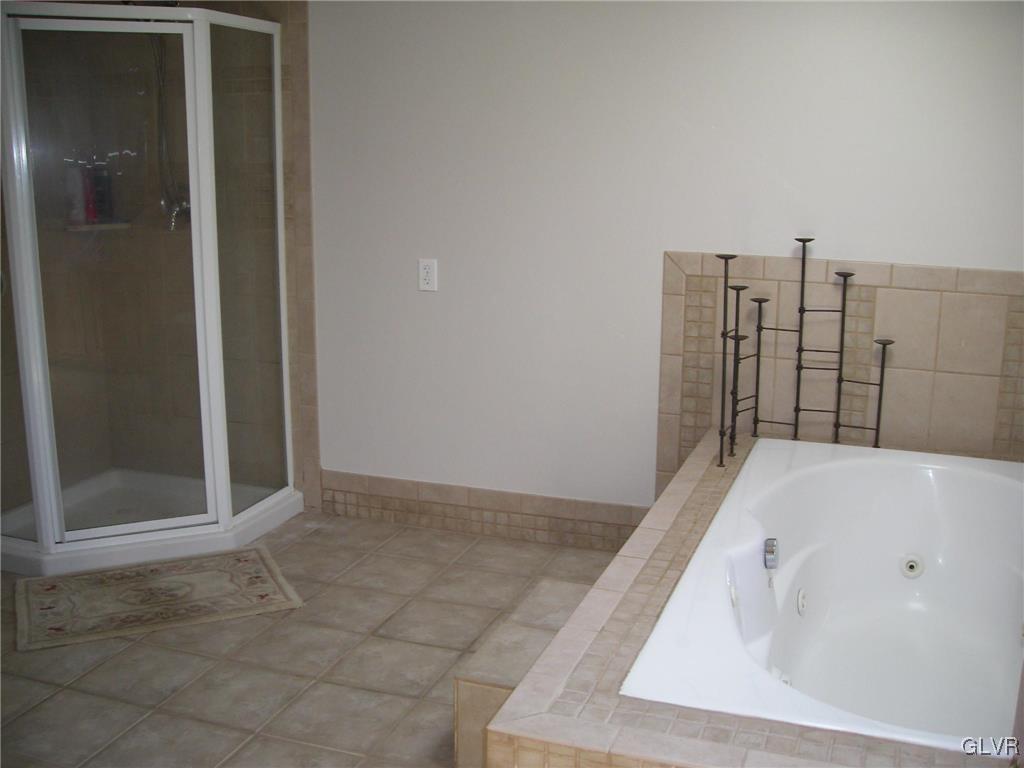 4888 Vera Cruz Road Emmaus, PA 18049 - Photo 25 of 35 Gallery Image 25