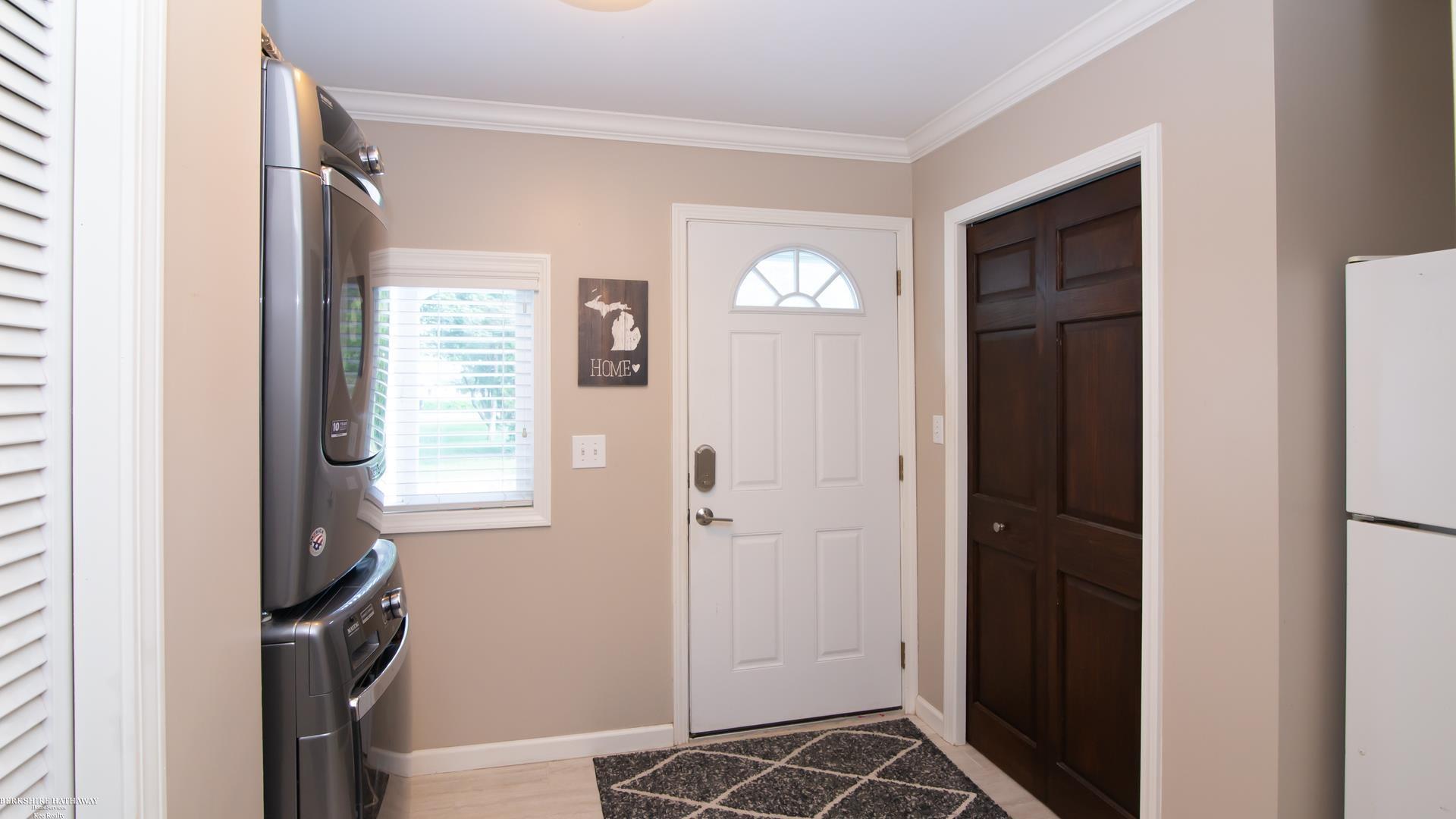 2540 Frankson Avenue Rochester, MI 48307 - Photo 35 of 37 50117180-34.JPG