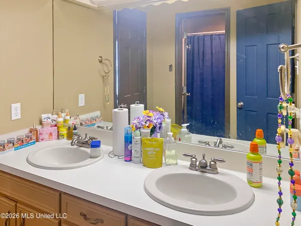 $395,000 | 4835 Upper Glading Road, Summit, MS 39666