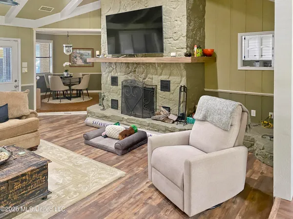 $395,000 | 4835 Upper Glading Road, Summit, MS 39666