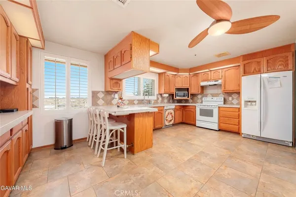 $899,900 | 4636 East Ave H, Lancaster, CA 93535