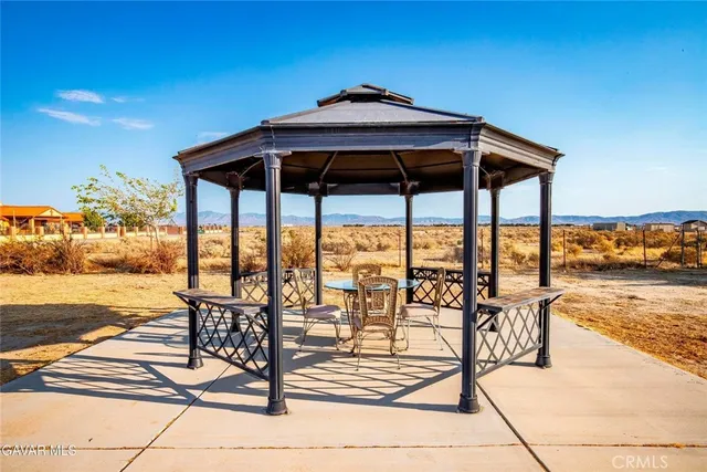 $899,900 | 4636 East Ave H, Lancaster, CA 93535