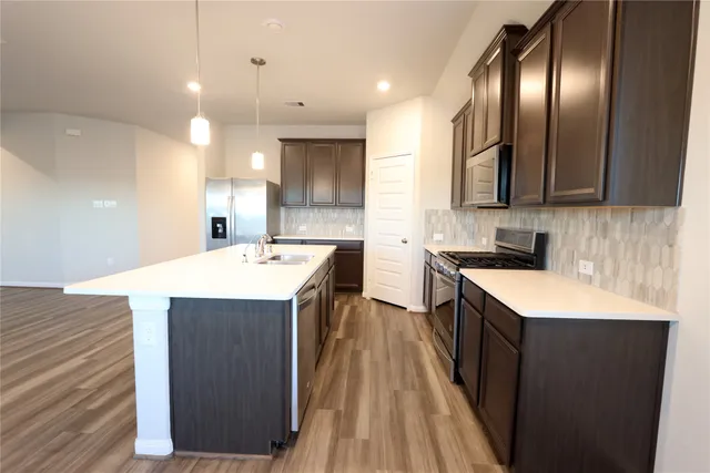 $3,000 | 1210 Oak Barrel Run, Richmond, TX 77406