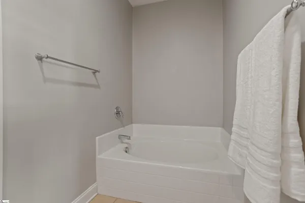 $467,500 | 4 Caperton Way, Greer, SC 29651