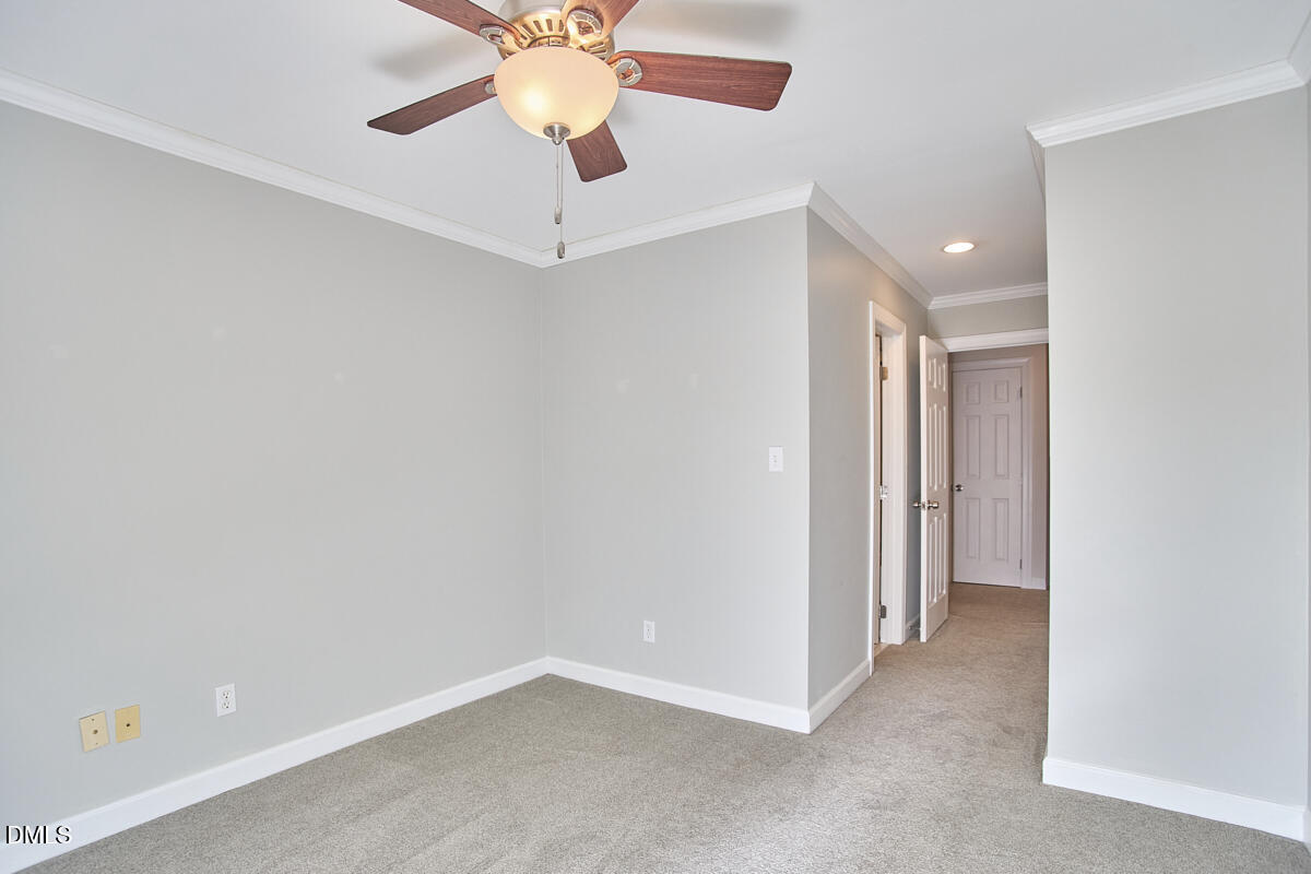 5500 Fortunes Ridge Drive, Unit 94C Durham, NC 27713 - Photo 27 of 37 044