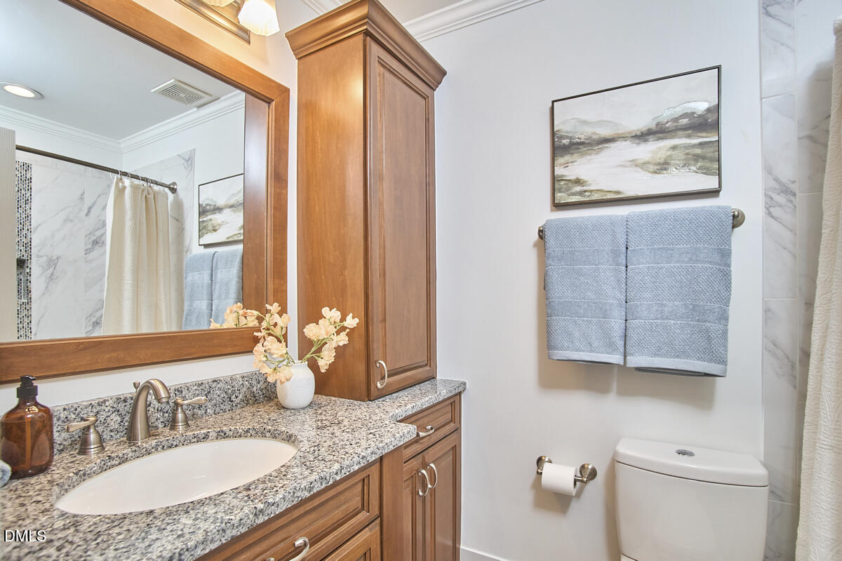 5500 Fortunes Ridge Drive, Unit 94C Durham, NC 27713 - Photo 29 of 37 045