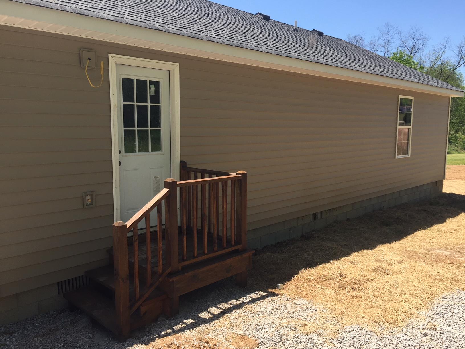 263 Drew Road Pulaski, TN 38478 - Photo 3 of 9 Side Porch