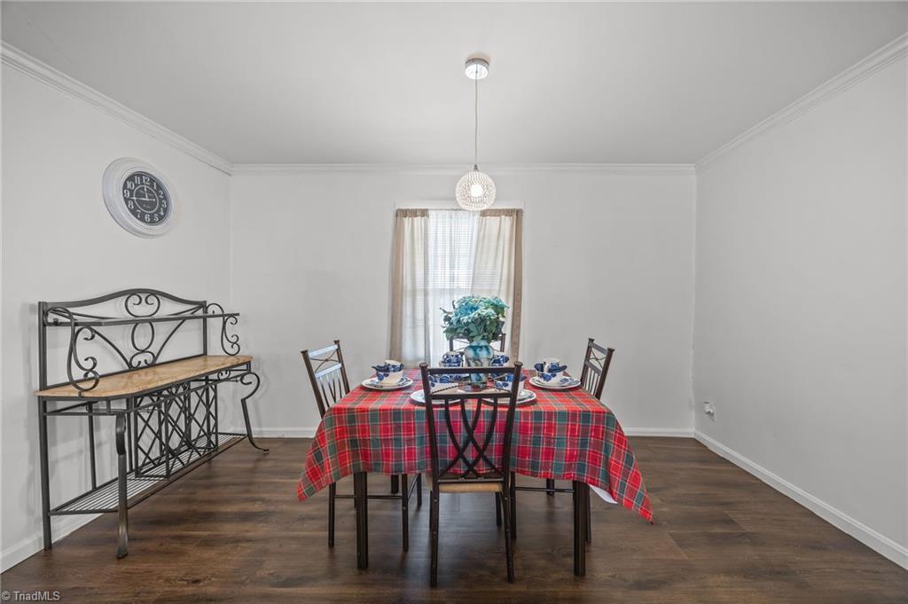 1947 Lower Hopedale Road Burlington, NC 27217 - Photo 7 of 34 Dining Room