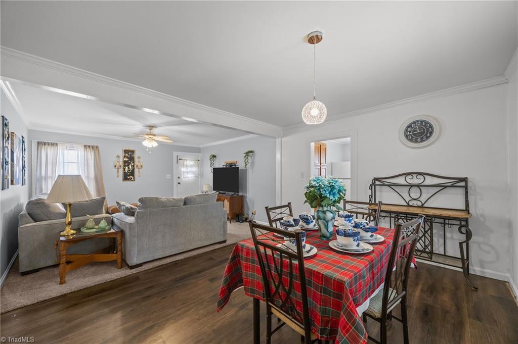 1947 Lower Hopedale Road Burlington, NC 27217 - Photo 8 of 34 Dining Room/Living Room