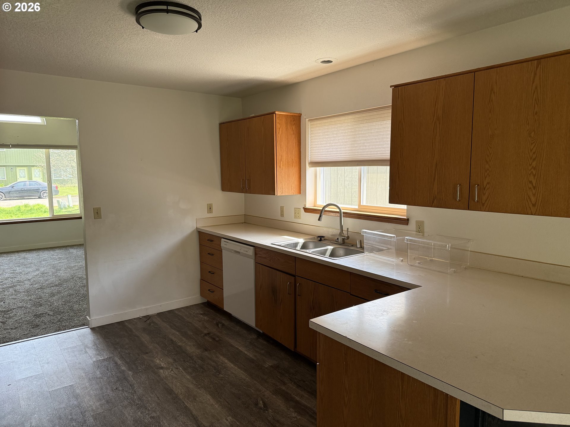 108 Cowan Court Longview, WA 98632 - Photo 4 of 9