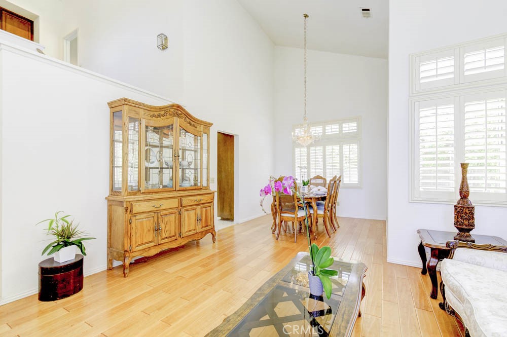 11102 Liverpool Lane Riverside, CA 92503 - Photo 12 of 58 Hardwood floors