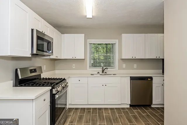 $1,980 | 410 Burke Circle, McDonough, GA 30253